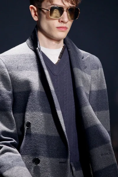 Look 68
